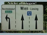 Straight ahead on B12 to Wien-Liesing - do NOT turn to Perchtoldsdorf/Zentrum