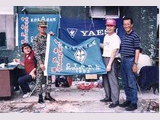 Martti Laine, OH2BH, Bolon Lin, BV5AF, und der Kommandant
